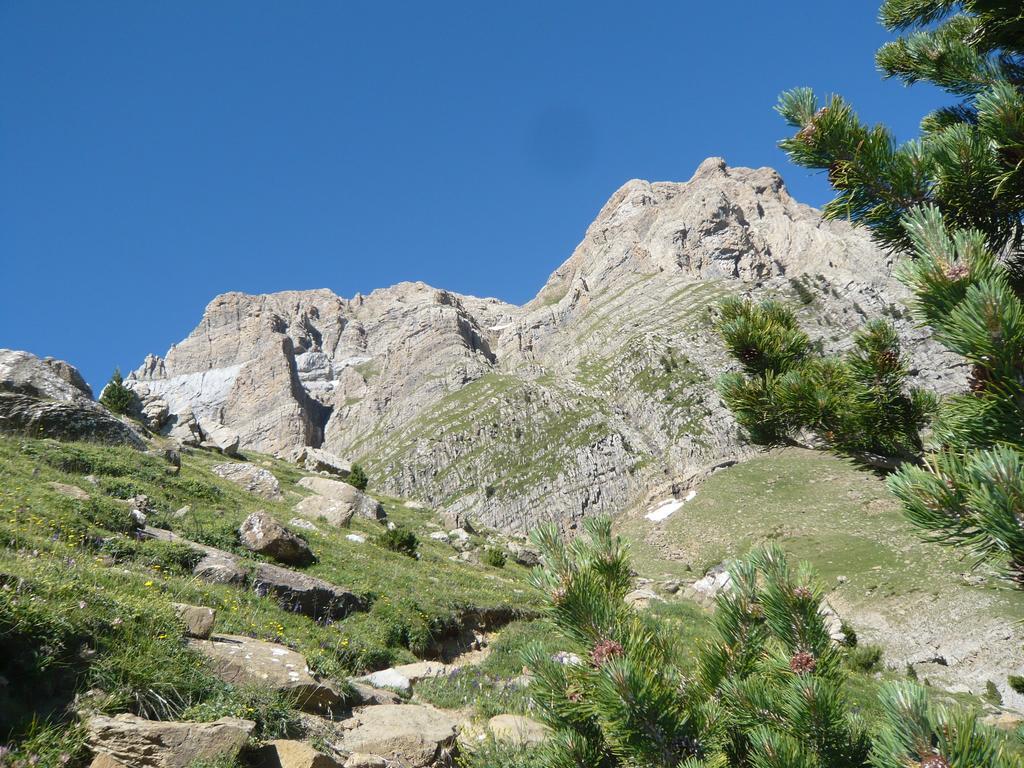 Hotel Abadia Del Pirineo Tramacastilla de Tena Exterior foto